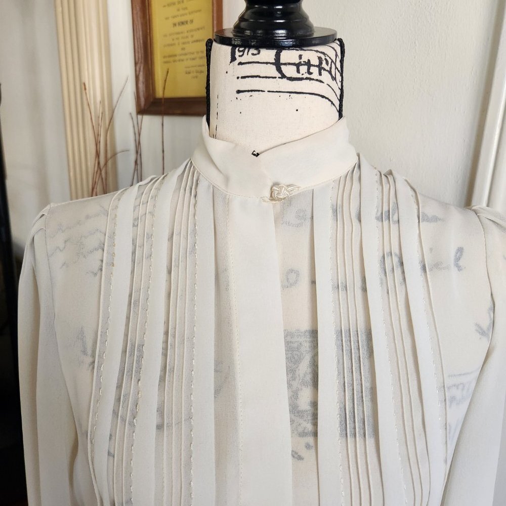 Alexandria Vintage Sheer Ivory Pleated Bouse Sz 8 - Picture 11 of 11
